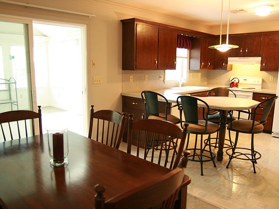 Din area and Kitchen