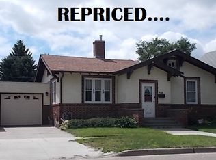 522 7th St NE, Devils Lake, ND 58301