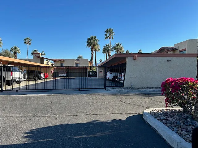 1411 N Sunrise Way #5 — Photo 33