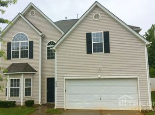 5830 Twin Brook Dr, Charlotte, NC 28269