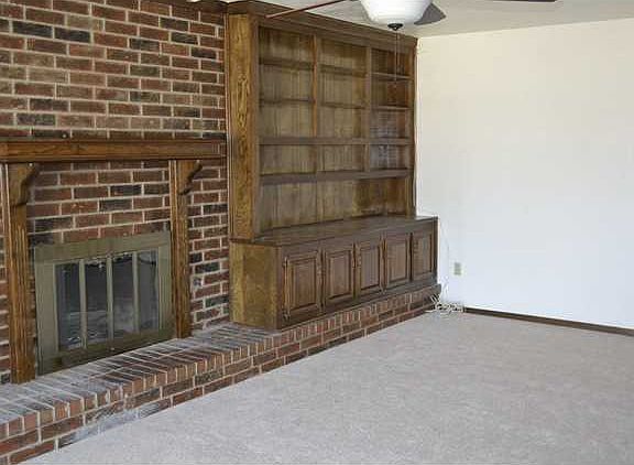 4th image of 916 Mabel C Fry Blvd