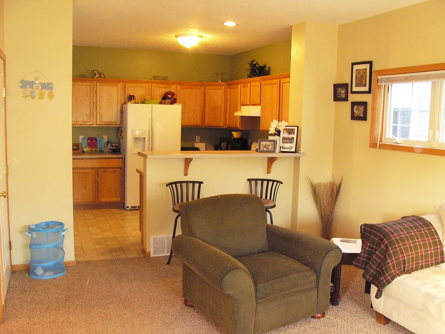 3 bed, 2.5 bath, 1450 sqft, $2,395 — Photo 2