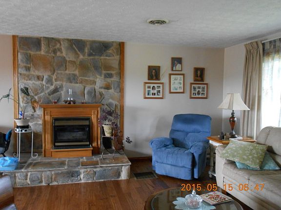 3rd image of 208 Maranatha Dr