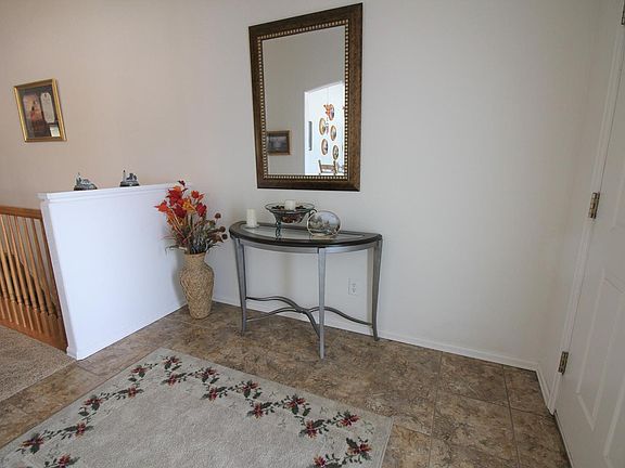 4th image of 2061 Dewhirst Dr