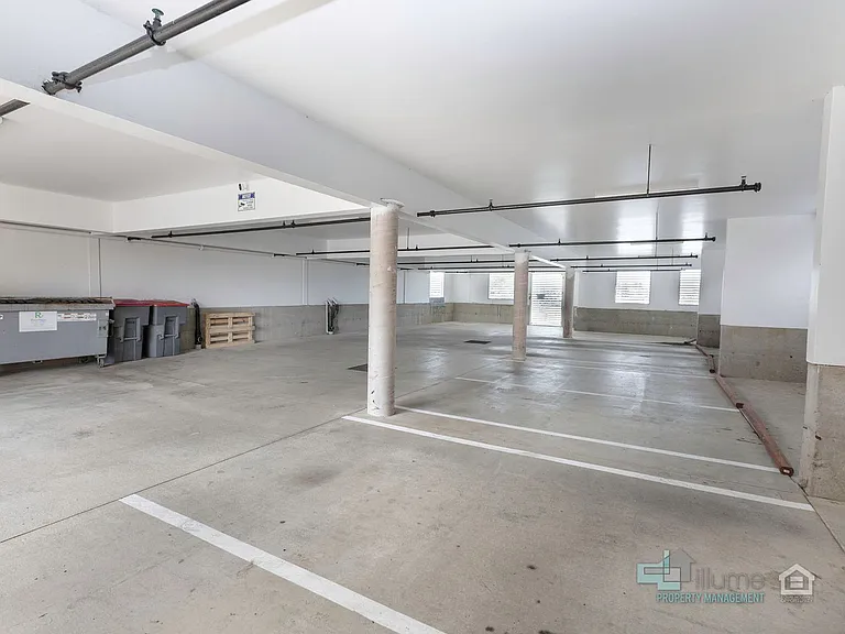 224 N Holladay Dr #201 — Photo 70