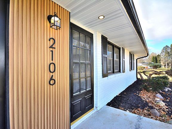 2nd image of 2106 Murphy Woods ROAD