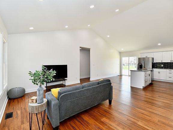 4th image of 1018 N 18th St
