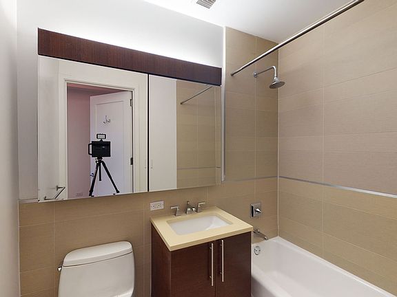 5th image of 795 Columbus Ave APT 9A