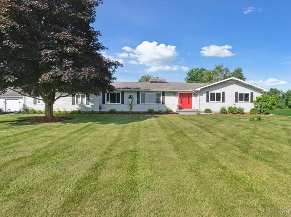 11811 Plank Rd, Milan, MI 48160