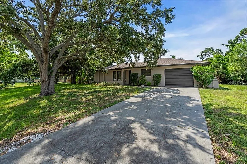 2 bed, 2.0 bath, 1220 sqft, $2,450 — Photo 4