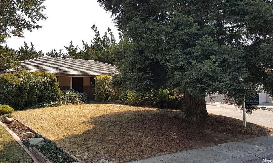 1st image of 3249 Rosemont Dr