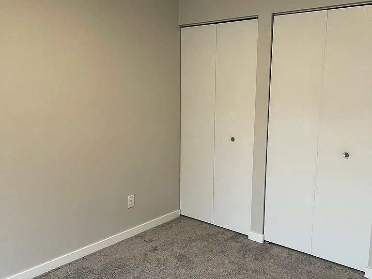 404 S Gilbert St #813S — Photo 14