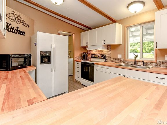 5th image of 11908 241st Avenue Ct E