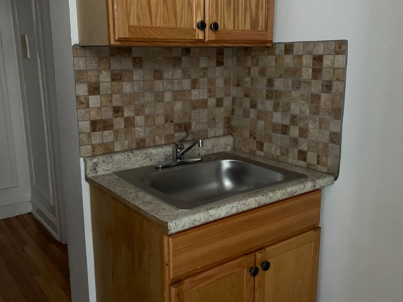 2 bed, 750 sqft, $1,849 — Photo 3