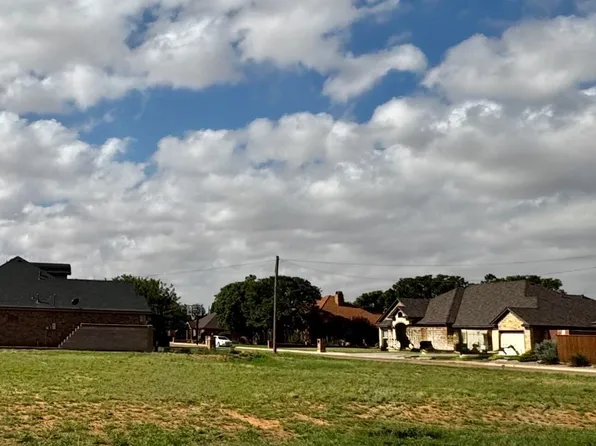 2301 Juniper Dr, Lamesa, TX 79331