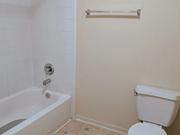 2830 Youpon Lake Ct — Photo 32