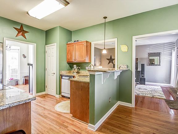 4th image of 2736 Aston Woods Ln