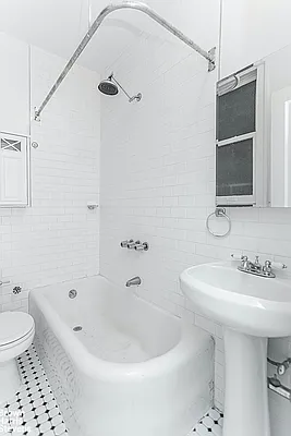 Rented by Brown Harris Stevens | media 18