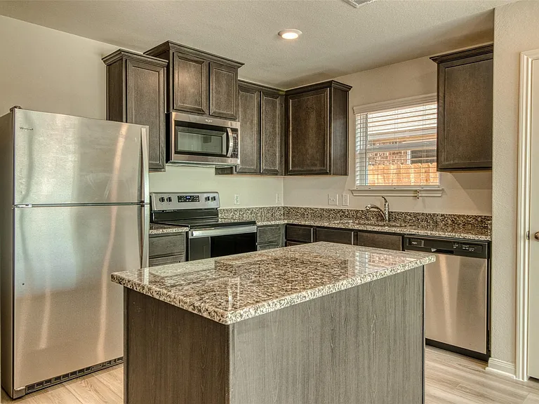 8002 Vacek Meadow Loop — Photo 10