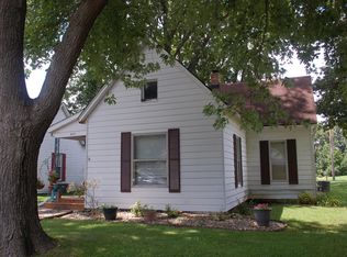 407 N Hibbard St, Staunton, IL