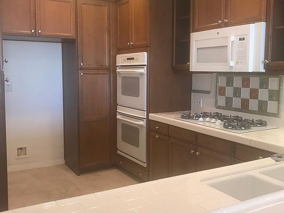 5th image of 1708 Tanager St #1-303