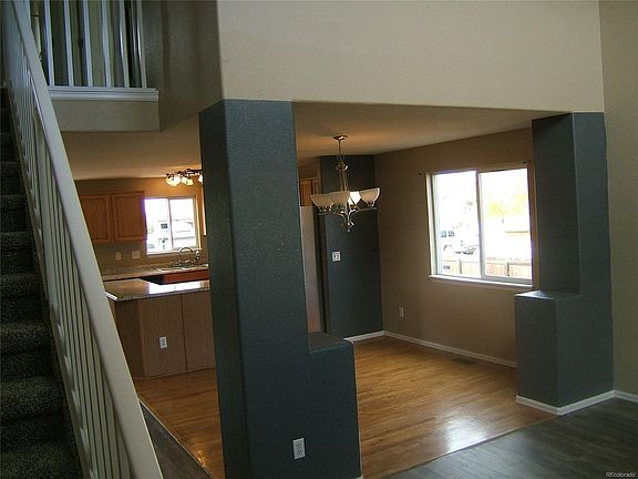 3rd image of 1898 Walton Dr