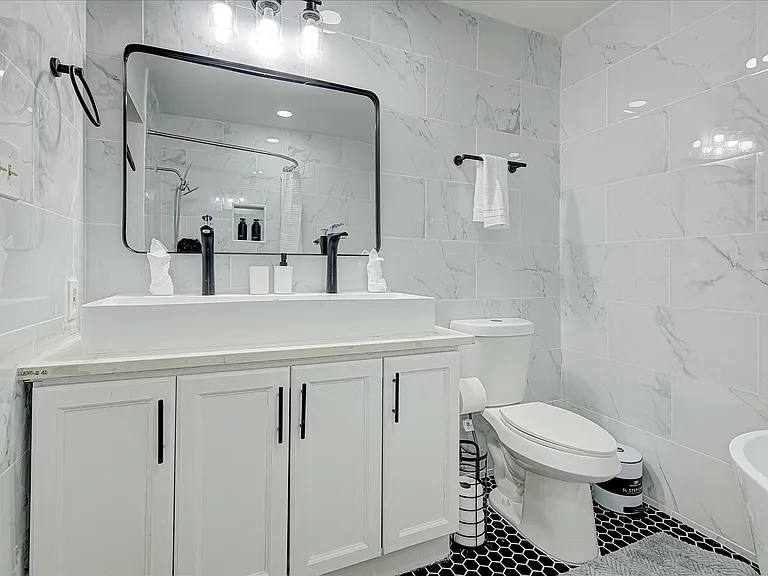 7310 Corta Calle Dr — Photo 23