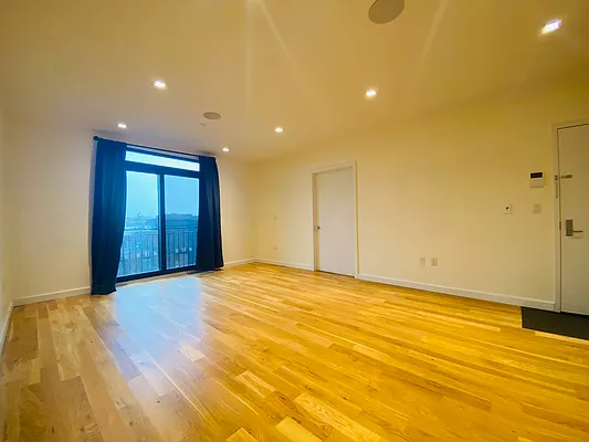 Rented by null | media 4