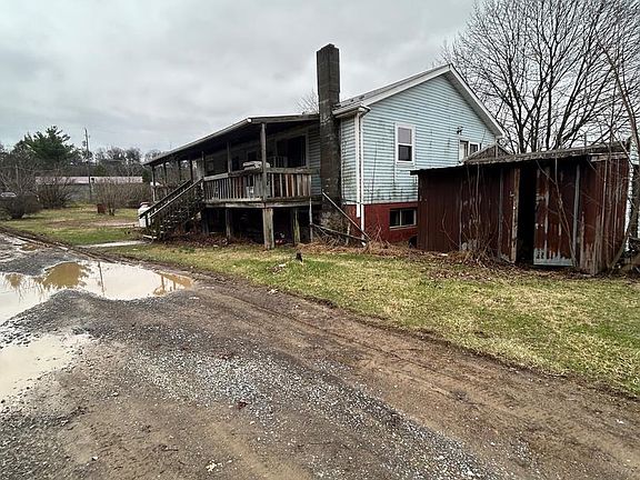 2nd image of 100 Yordy Cir