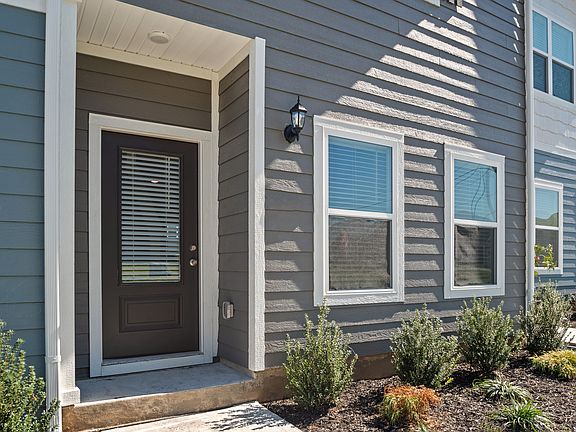 You ll love the 3 4 lite front door and covered front entryway.