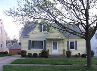 1874 Malasia Rd, Akron, OH 44305