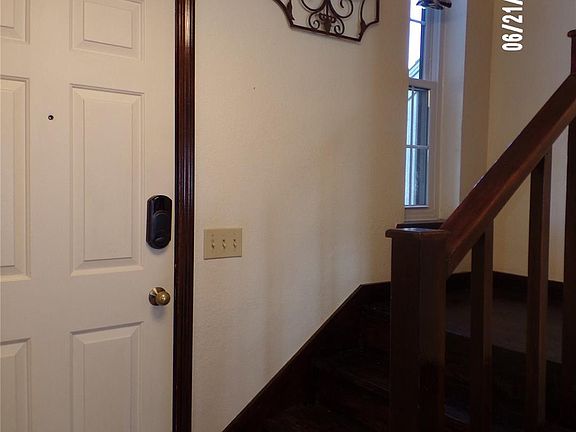 3rd image of 8144 E 17th St #A