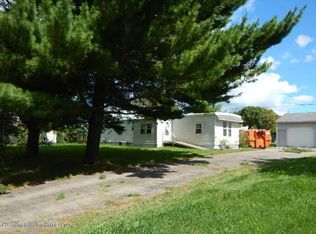 1515 S Smith Rd, Eaton Rapids, MI 48827