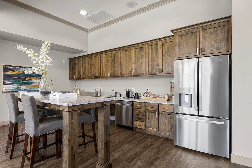 Renaissance at North Bend — Photo 4