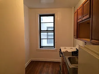 Rented by Astoria Park Realty Group Inc