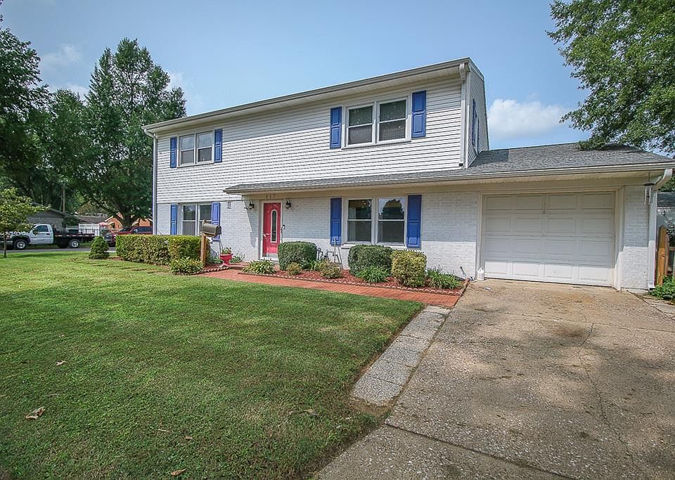 1st image of 817 Walnut Park Dr