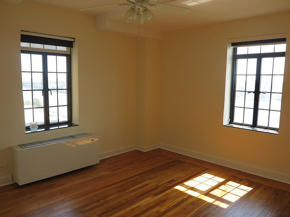 1st image of 5 Tudor City Pl APT 2032