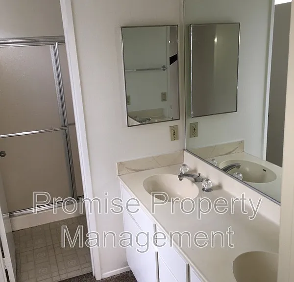 1744 Calle Platico — Photo 3