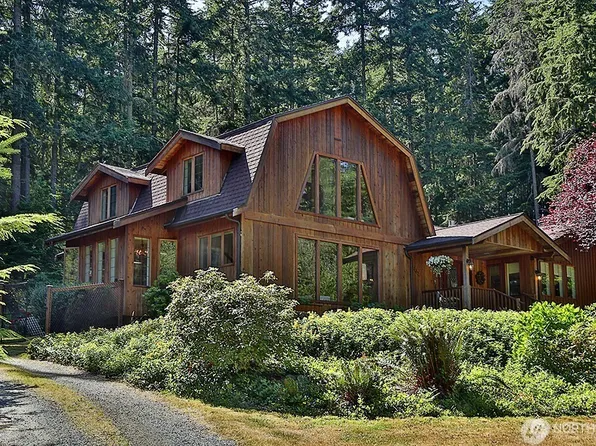 855 Classic Road, Greenbank, WA 98253