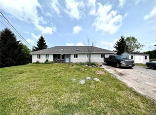 41909 Avery Rd, Natural Bridge, NY 13665