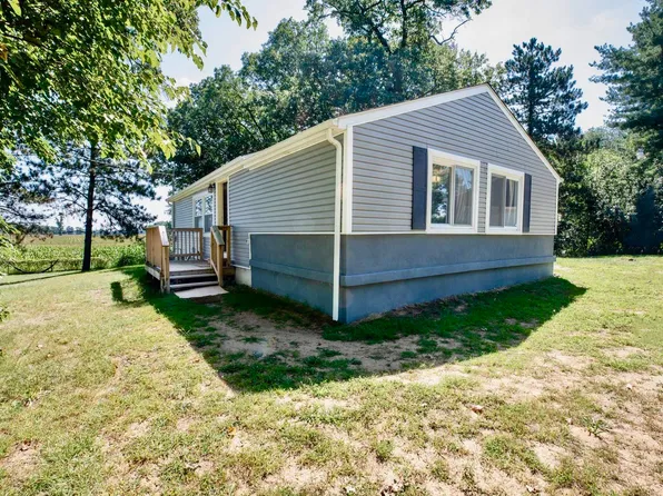 6640 S 300 E, Knox, IN 46534