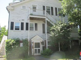 10 West St APT 1, Northampton, MA 01060