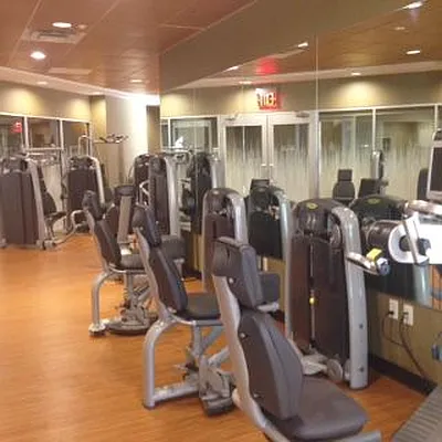 Sold by Vipler Realty | media 17