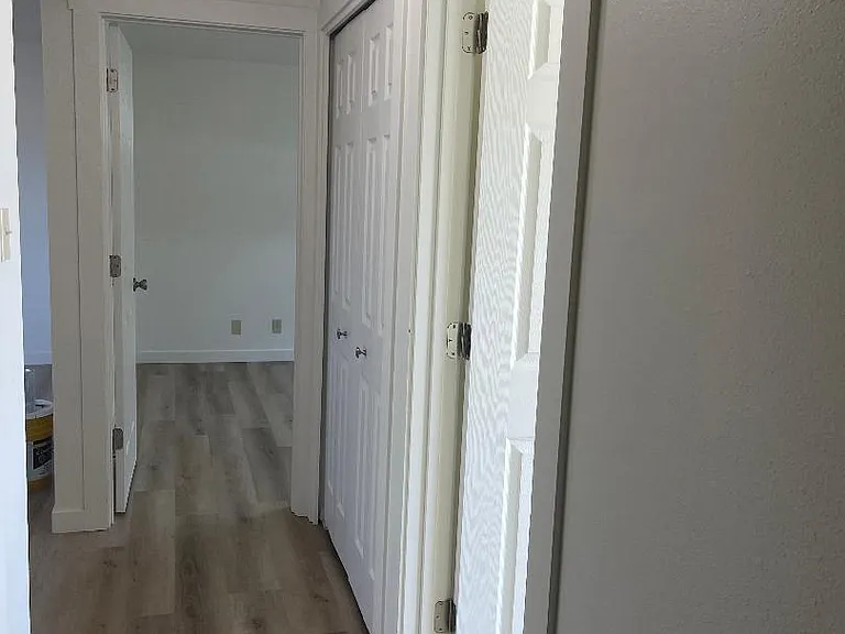 207 Wirsching Ave W #3 — Photo 8
