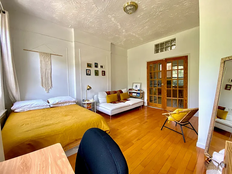 420 Saint Nicholas Ave #4B — Photo 6