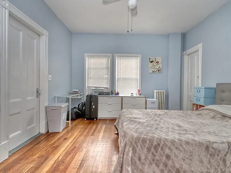 10 Parker St #1 — Photo 8