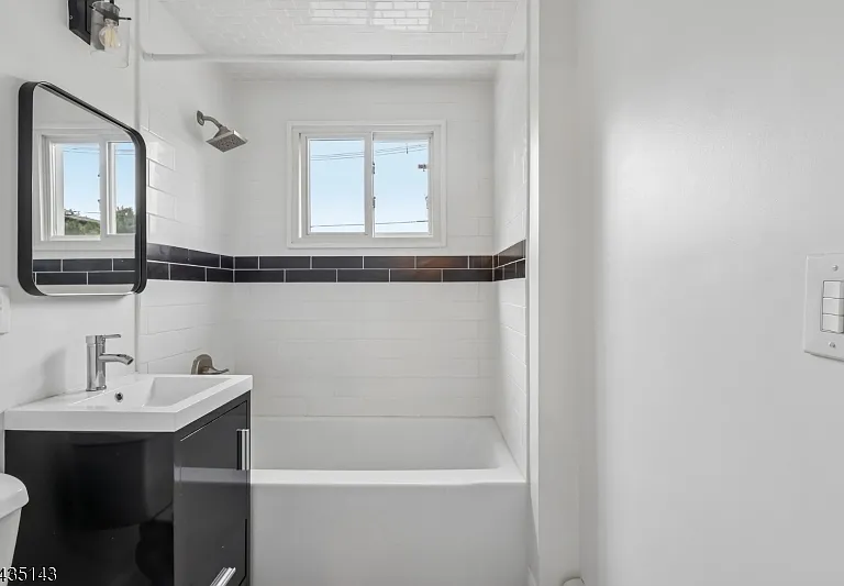 25 Atno Ave #2 — Photo 12