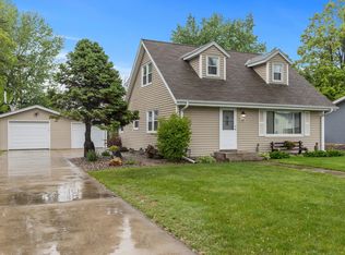 1218 Fairview Ln, Farmington, MN 55024