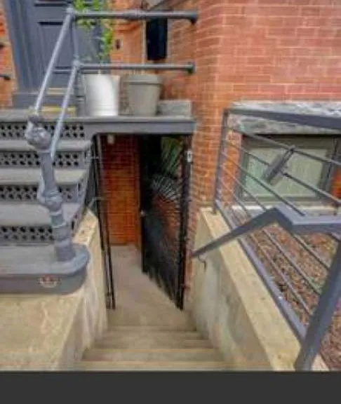 25 N St NW #B — Photo 3