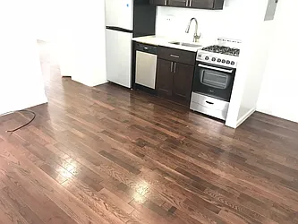 Rented by Tapiro Realty